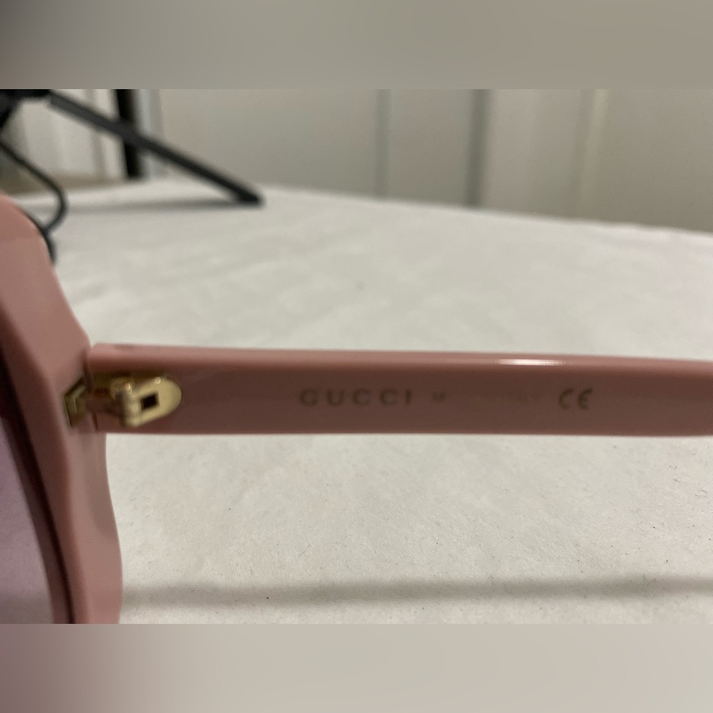 ⚡️⚡️GUCCI⚡️⚡️Authentic Lines 56MM Rectangular Pink Sunglasses MSRP$285 - Picture 5 of 8